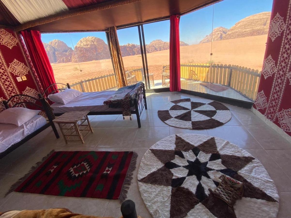 Bedouin Holidays Camp And Jeep Tours วาดิรัม ภายนอก รูปภาพ