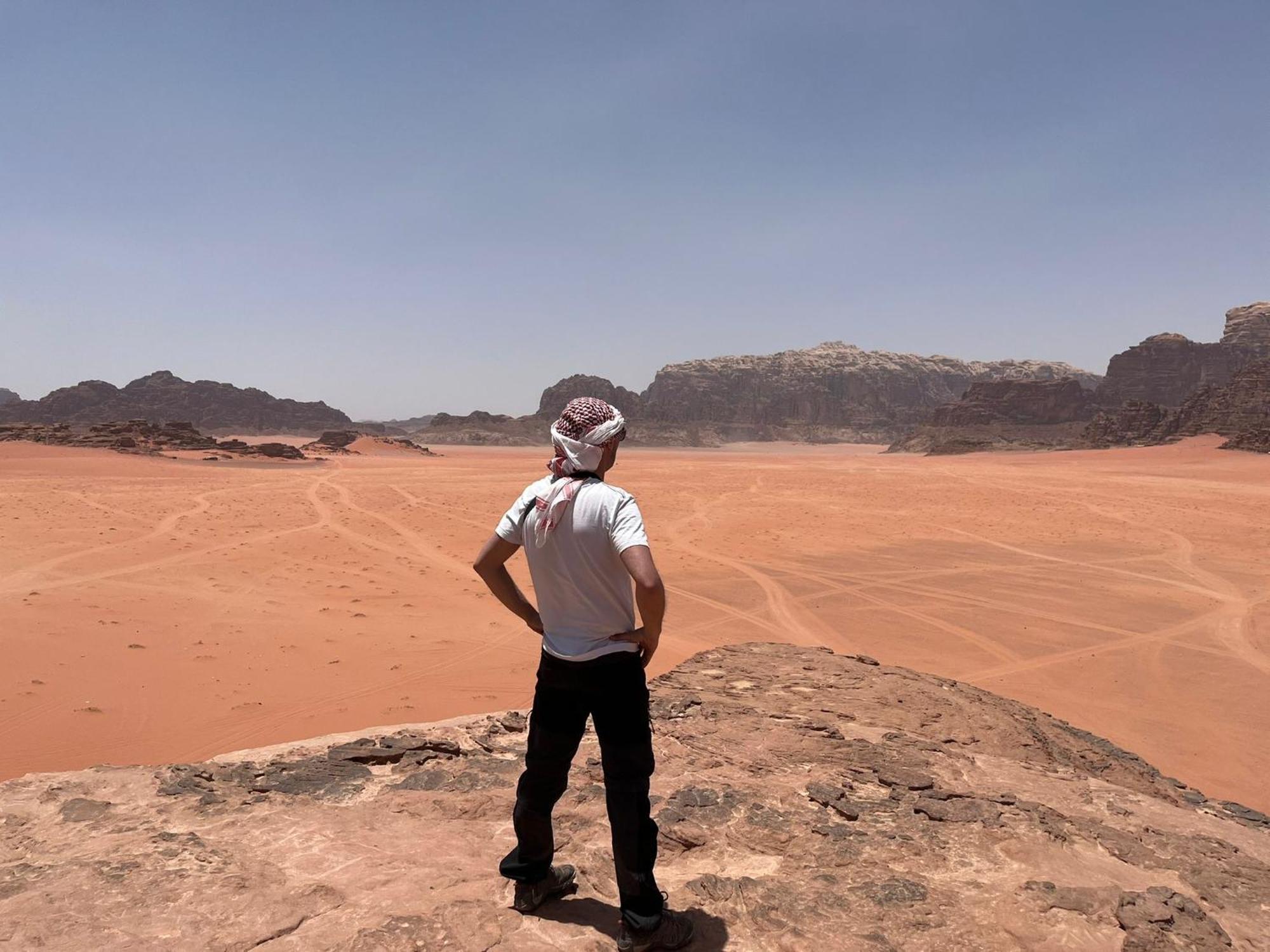 Bedouin Holidays Camp And Jeep Tours วาดิรัม ภายนอก รูปภาพ