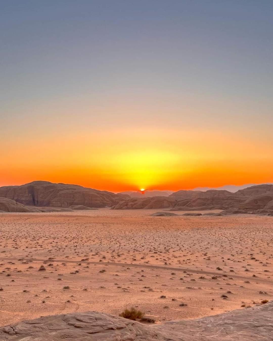 Bedouin Holidays Camp And Jeep Tours วาดิรัม ภายนอก รูปภาพ