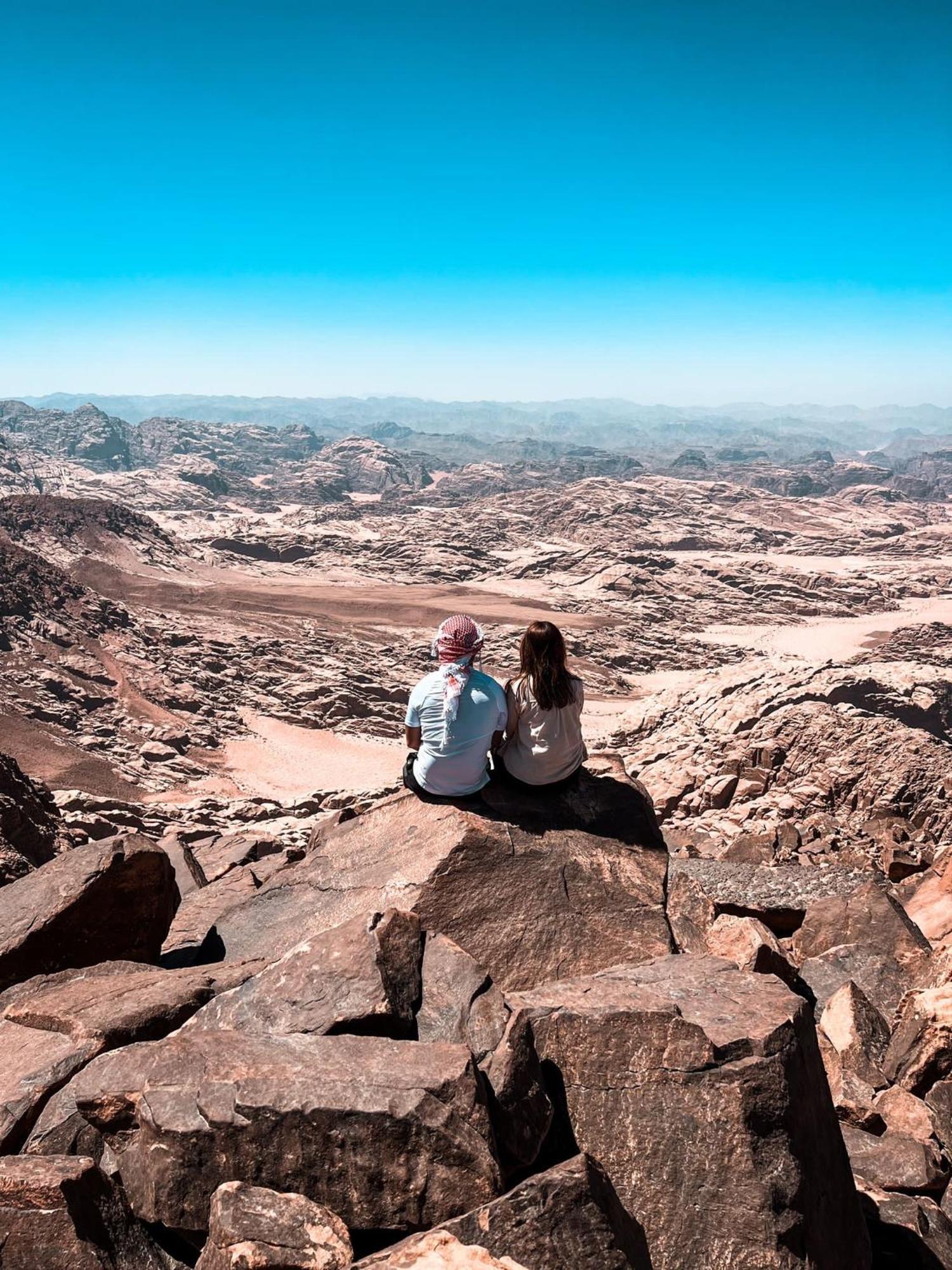 Bedouin Holidays Camp And Jeep Tours วาดิรัม ภายนอก รูปภาพ